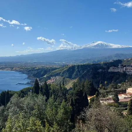 A Due Passi Da Daire Mascali