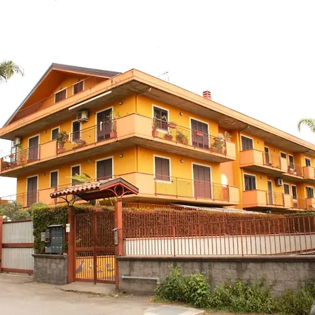 A Due Passi Da Daire Mascali