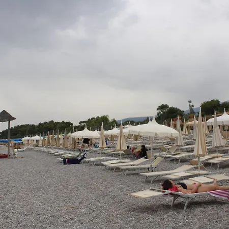 Daire A Due Passi Da Mascali